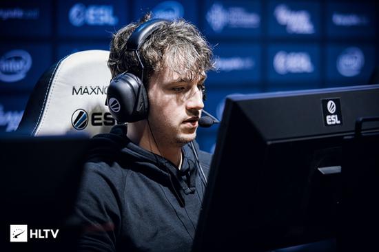 灵儿邀你加入稷下学院 备战王者荣耀4月10日全球赛事